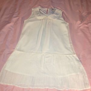 white flapper inspired dress